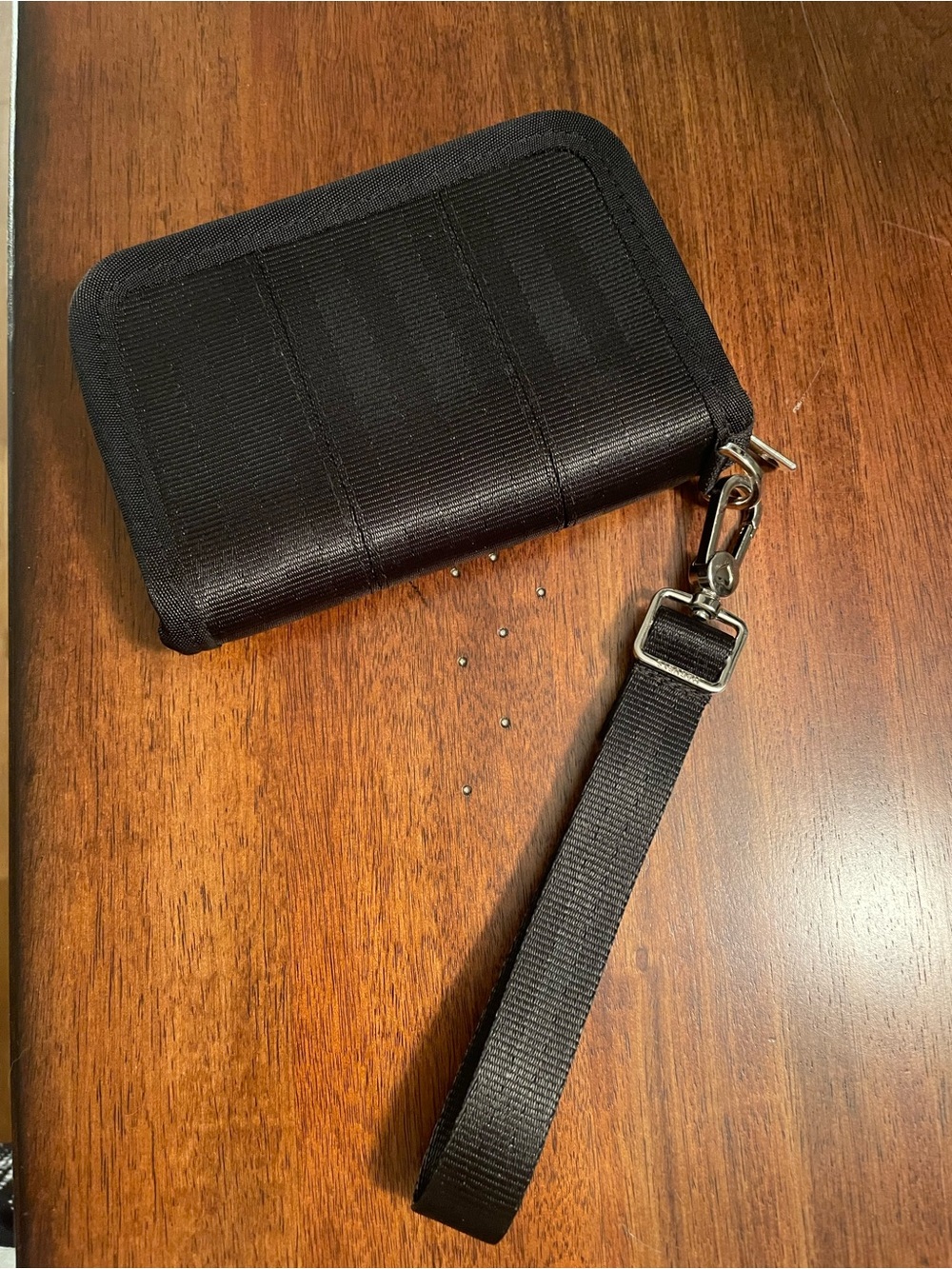 Harvey’s Original Seatbelt Mini Classic Wallet-Black with Wristlet Strap.